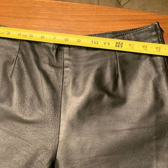 Danier real leather pant, EUC, sz 10, fully lined, black, straight leg - Picture 6 of 16